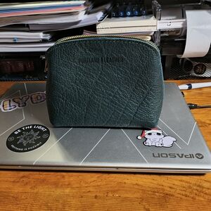 Portland Leather Dark Green Pouch.